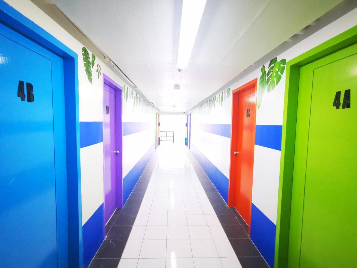 InnSpired Hostel PH in Makati, Metro Manila Makati City Esterno foto